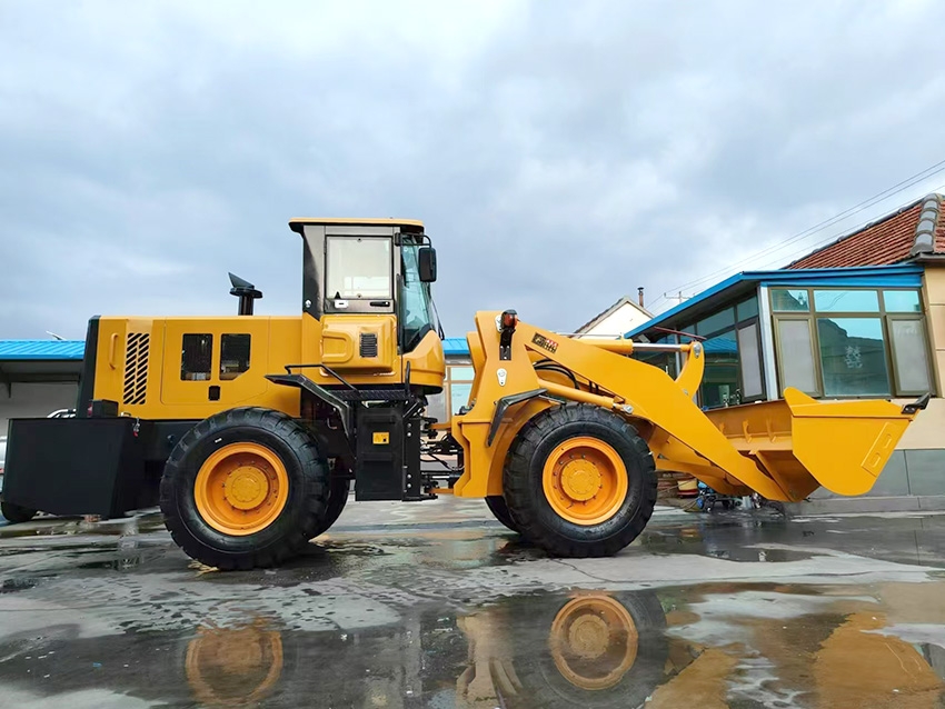 農(nóng)用裝載機(jī)：智能化、綠色化開(kāi)啟農(nóng)業(yè)作業(yè)新篇章